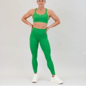 Fleo Super High Legging (Sz. M)